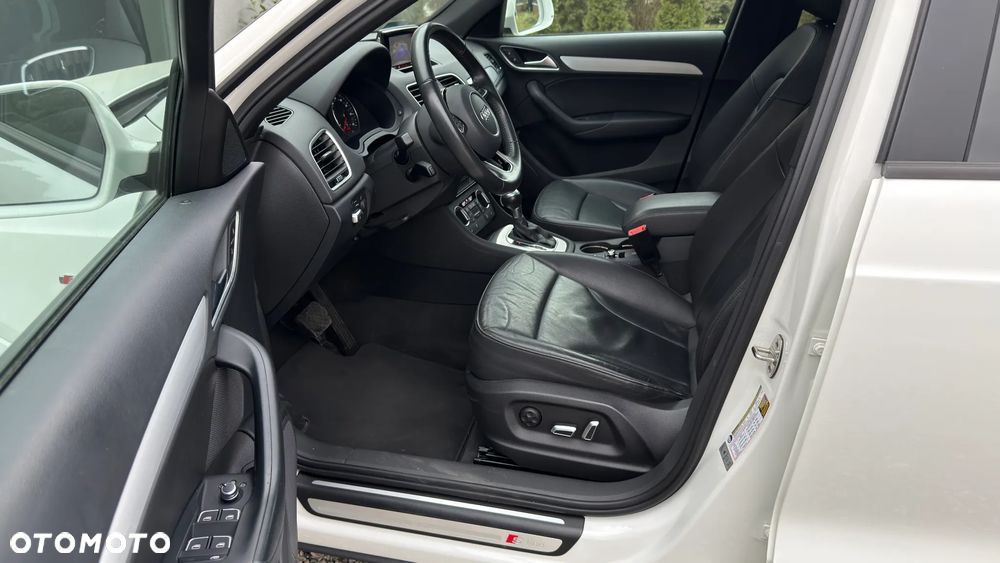 Audi Q3 40 TFSI Quattro S tronic S line - 11