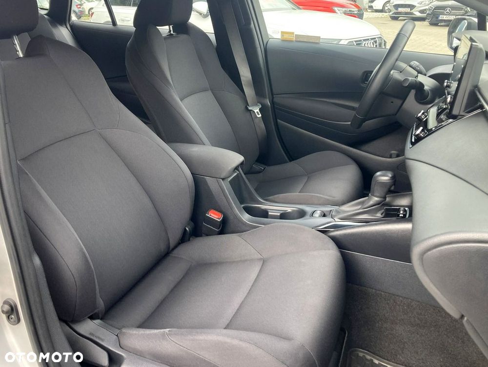 Toyota Corolla 1.8 Hybrid Comfort - 13