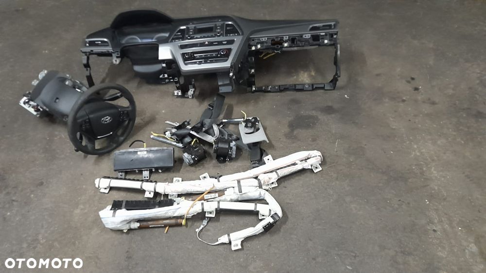 hyundai sonata 2015r deska airbag - 4