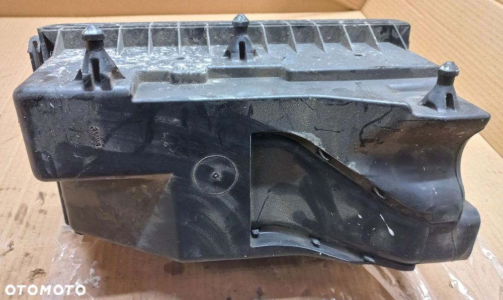 Caliber obudowa filtra powietrza przepływomierz 2,0CRD Dodge - 2