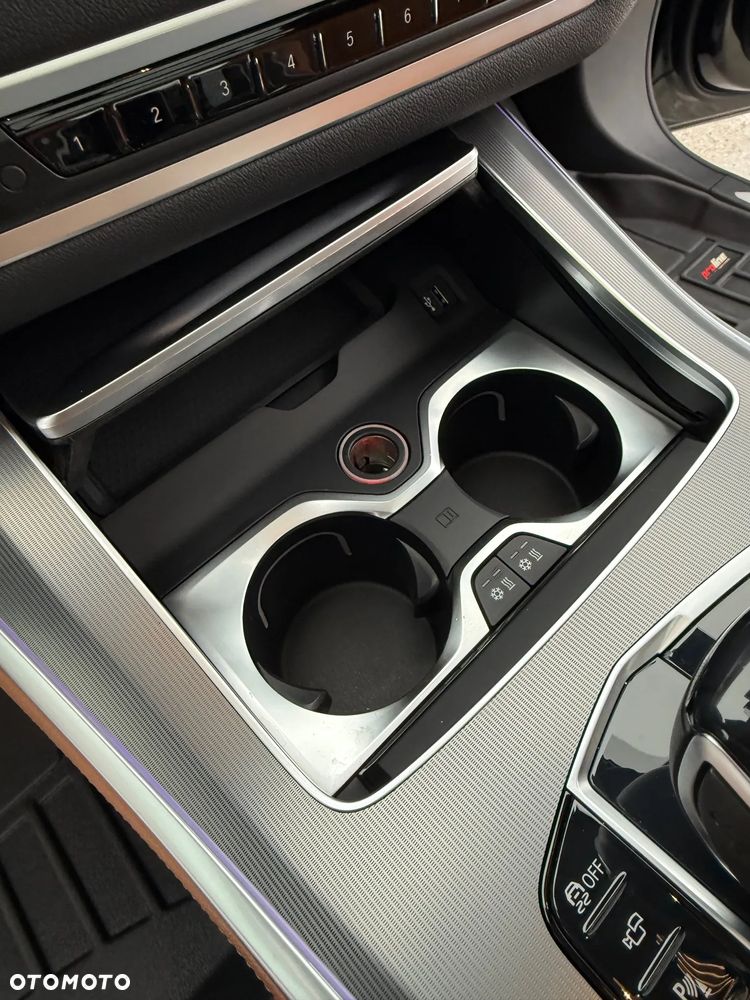 BMW X5 xDrive30d - 33