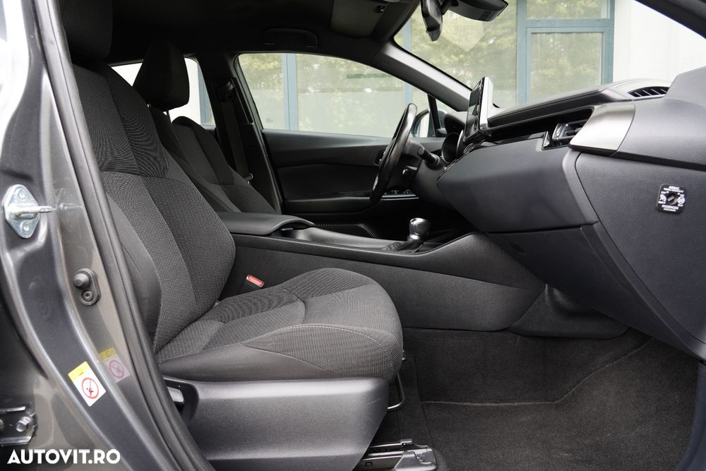 Toyota C-HR 1.8 HSD 122 CP 4x2 CVT C-lassy - 17