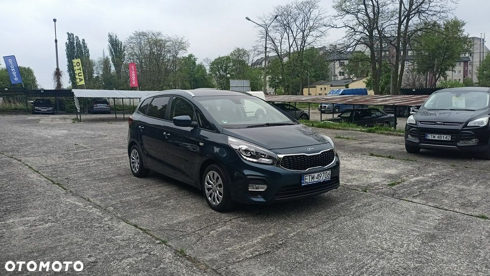 Kia Carens 1.7 CRDi L 7os - 12