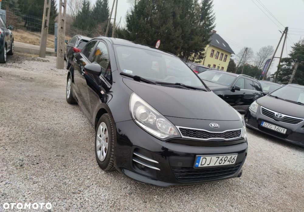 Kia Rio - 10