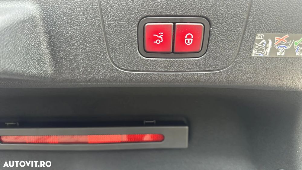 Mercedes-Benz CLA 250+ mit EQ Technologie - 22