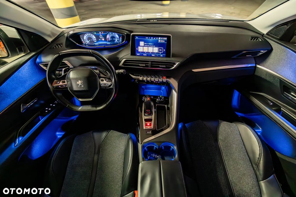 Peugeot 3008 1.6 BlueHDi Crossway S&S EAT6 - 21