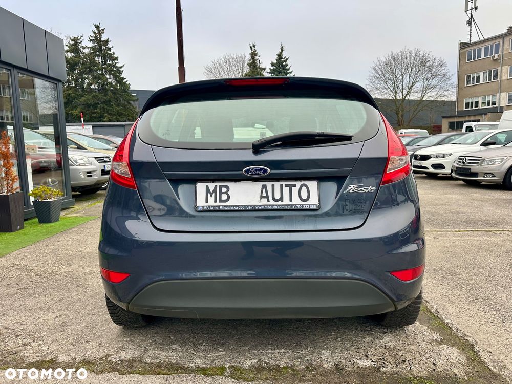 Ford Fiesta 1.25 Champions Edition - 9