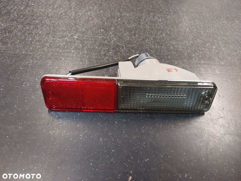 Lampa cofania prawa DAEWOO ESPERO 1.5 DOHC 16V ;1.8 SOHC 8V 2.0 SOHC 8V - 1