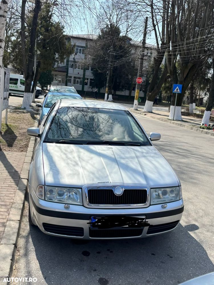 Skoda Octavia - 2