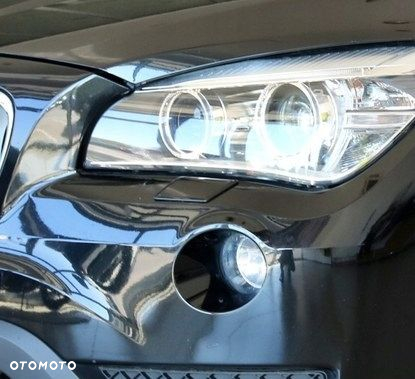ZAŚLEPKA SPRYSKIWACZA BMW X1 E84 ZWYKŁY ZDERZAK KOLORY - 2