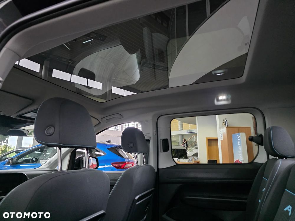 Ford Tourneo Connect Grand - 18