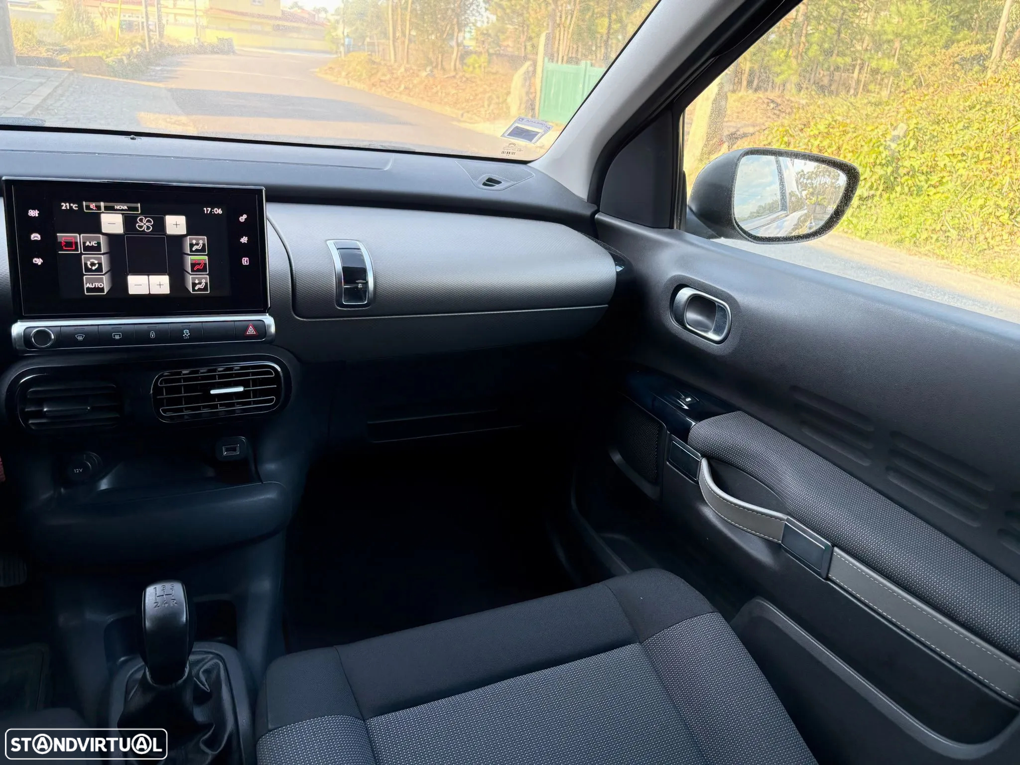 Citroën C4 Cactus 1.2 PureTech Shine - 16
