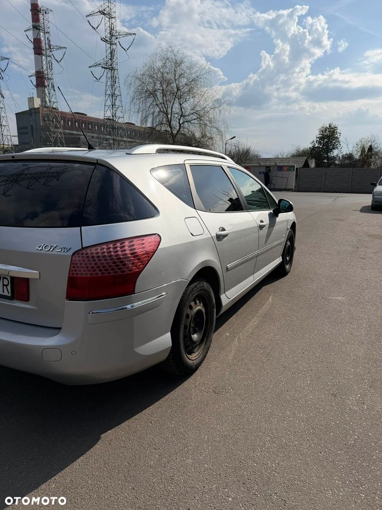 Peugeot 407 - 4