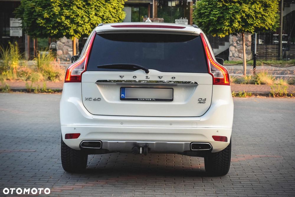 Volvo XC 60 2.4D AWD Momentum - 15