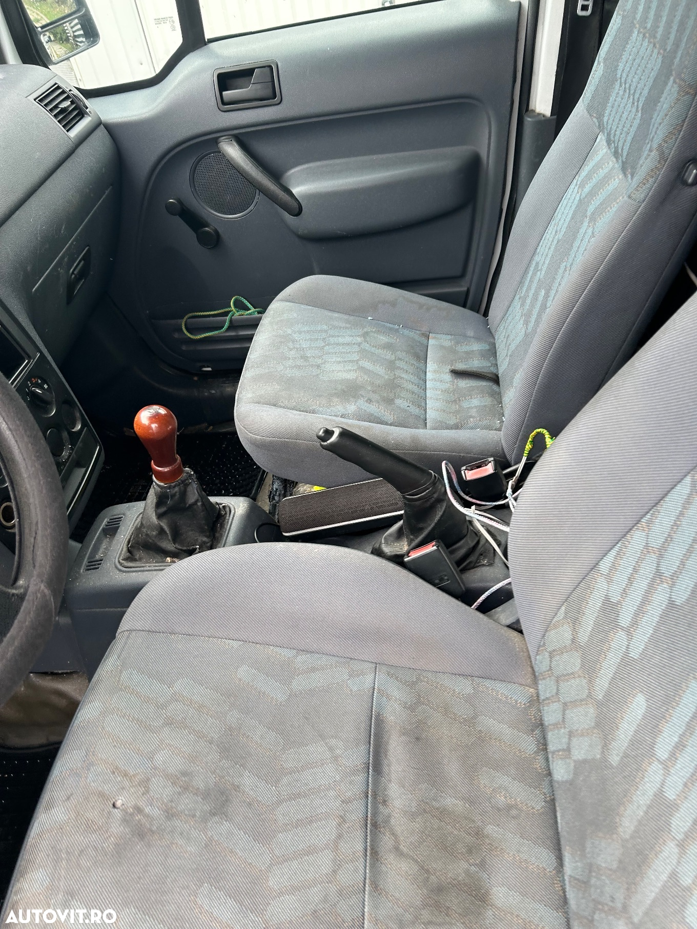 Ford Transit Connect - 10