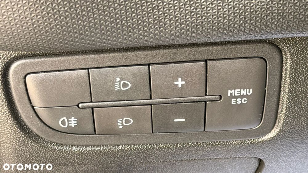 Fiat Grande Punto - 21