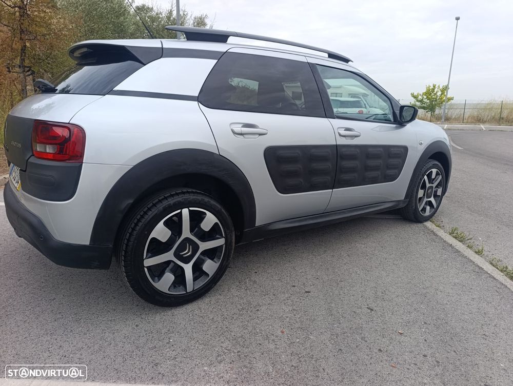 Citroën C4 Cactus 1.2 PureTech Shine - 8
