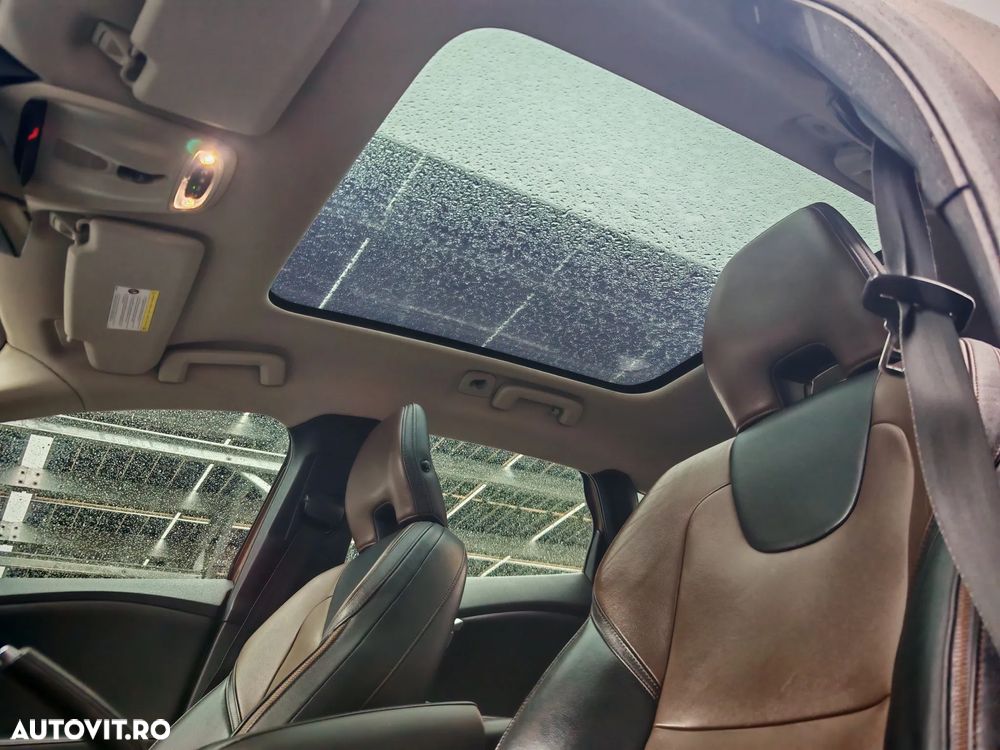 Volvo V40 Cross Country D2 - 15