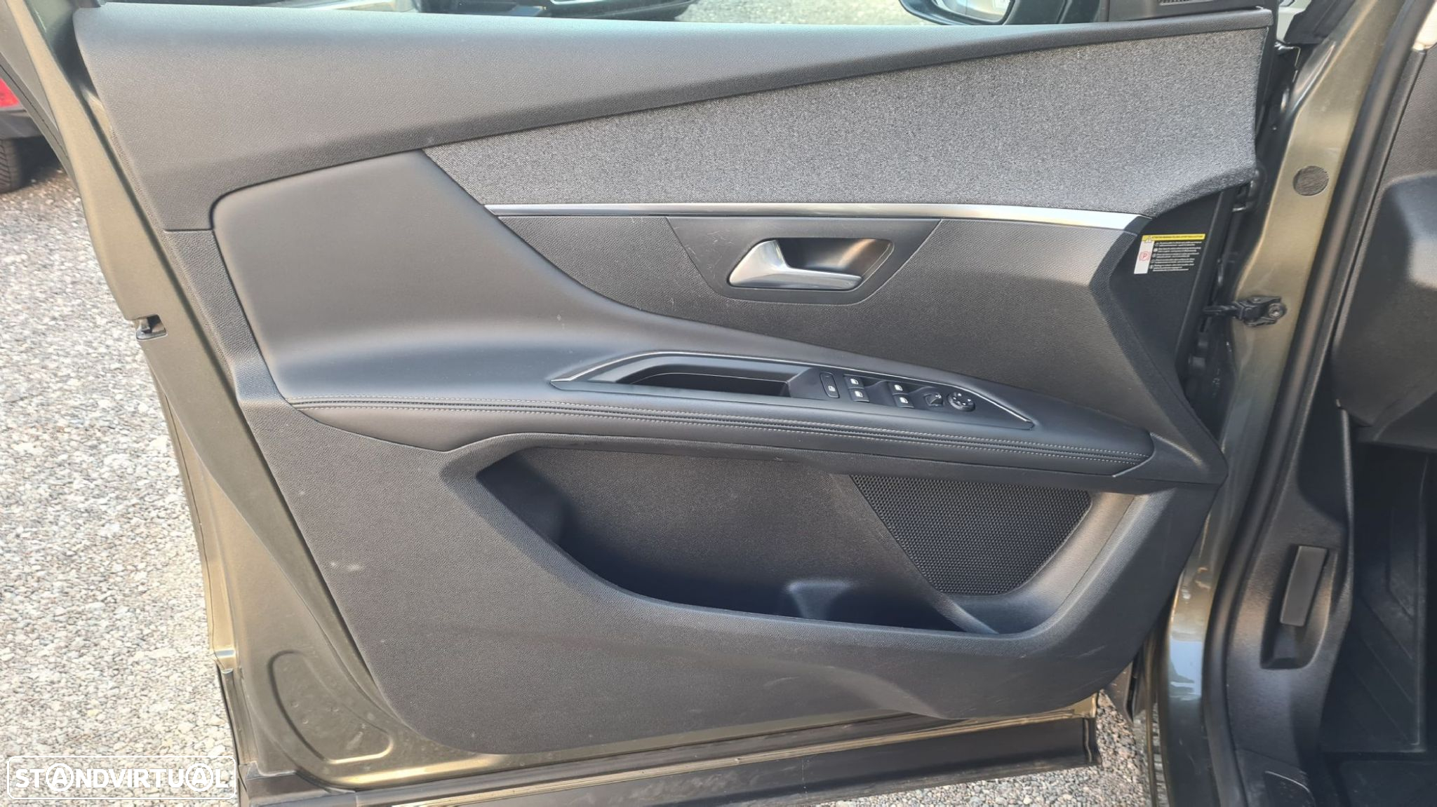 Peugeot 5008 1.5 BlueHDi Allure EAT8 - 7