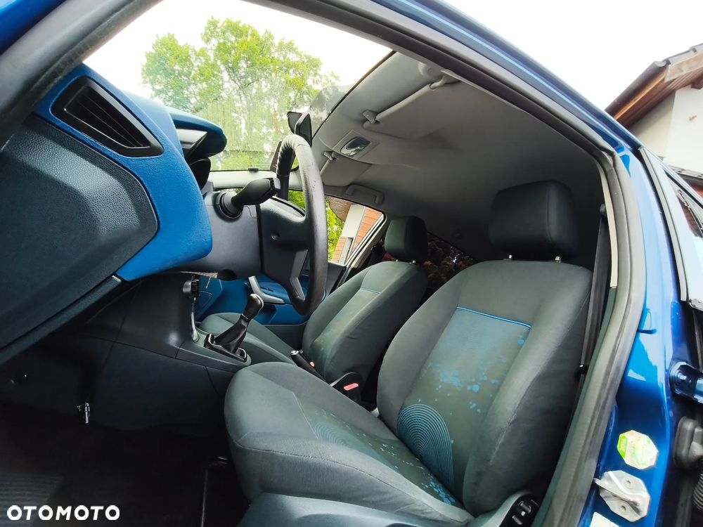 Ford Fiesta 1.3 Ghia - 26