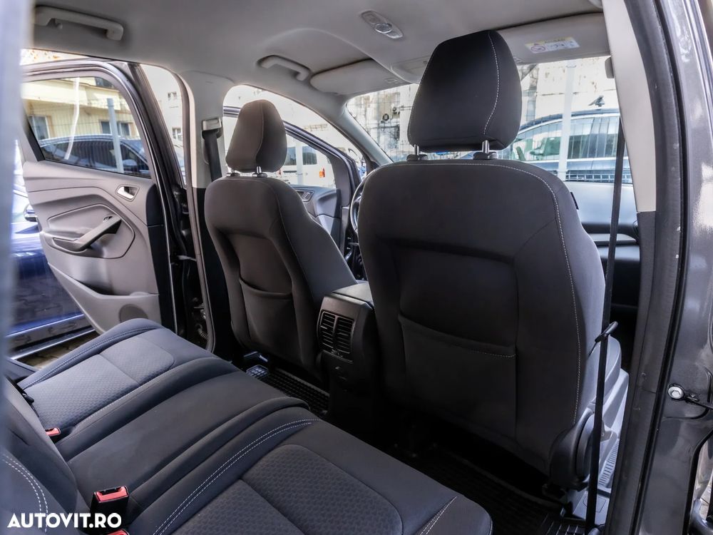 Ford Kuga 1.5 TDCi 2WD Powershift Trend - 11