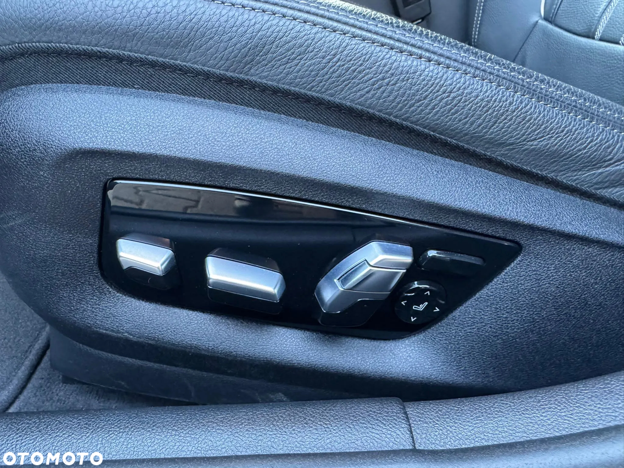 BMW Seria 5 530i M Sport Edition - 35