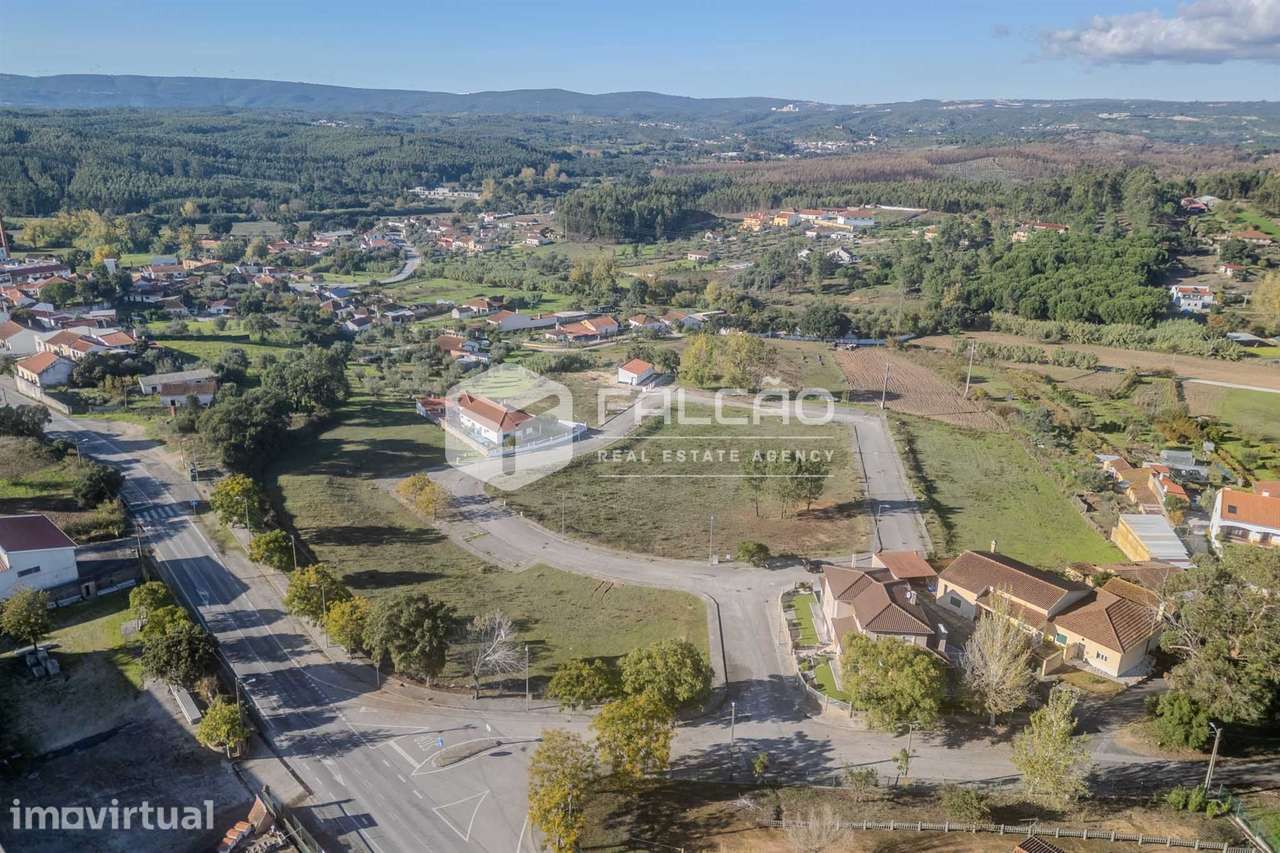 Terreno Para Construção  Venda em Alcanede,Santarém - Grande imagem: 3/38