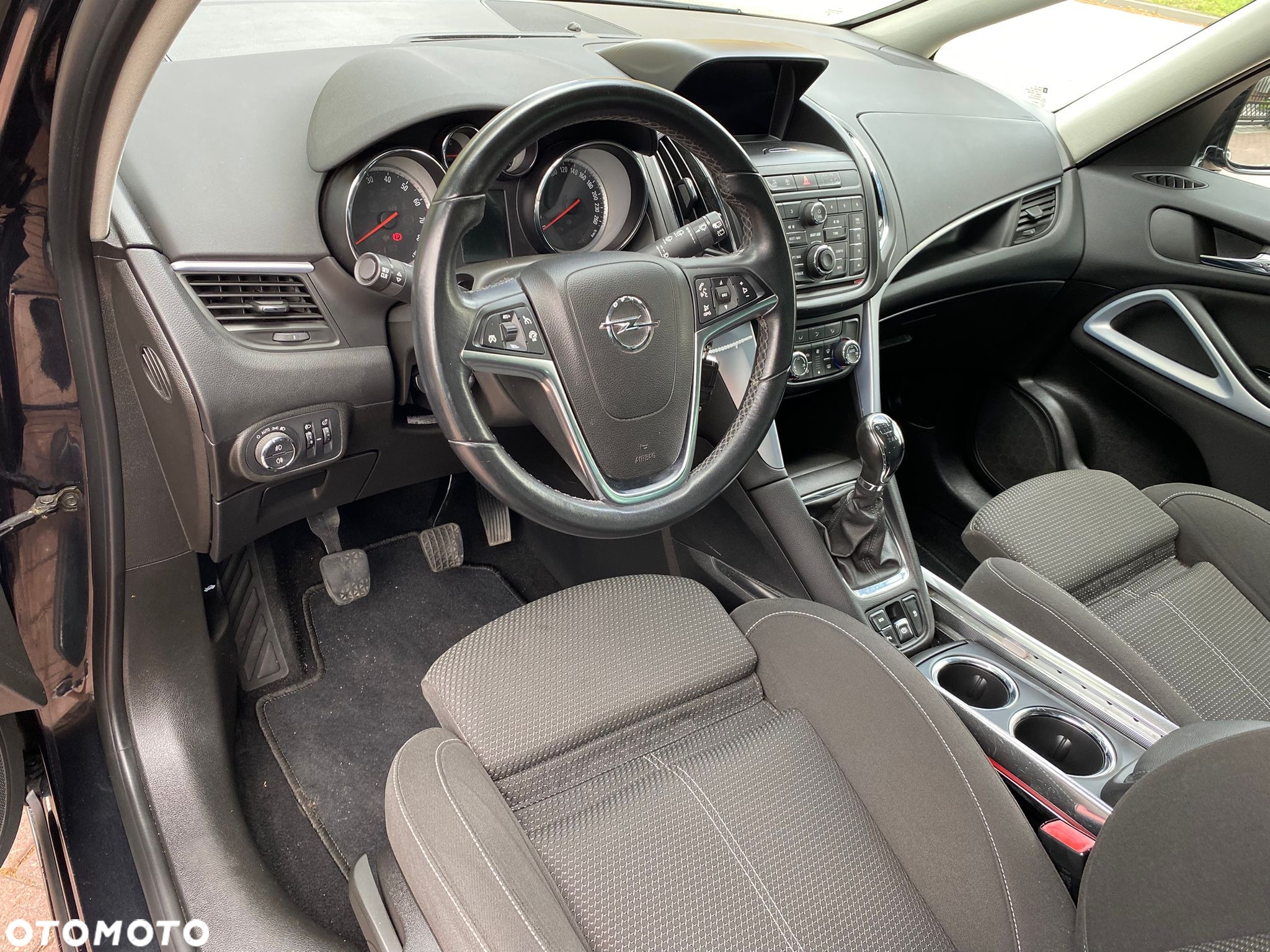 Opel Zafira 1.4 Turbo Business Edition - 9