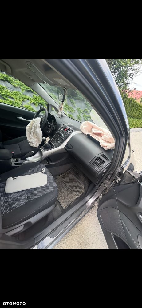 Toyota Auris 1.4 D-4D Luna EU5 - 13