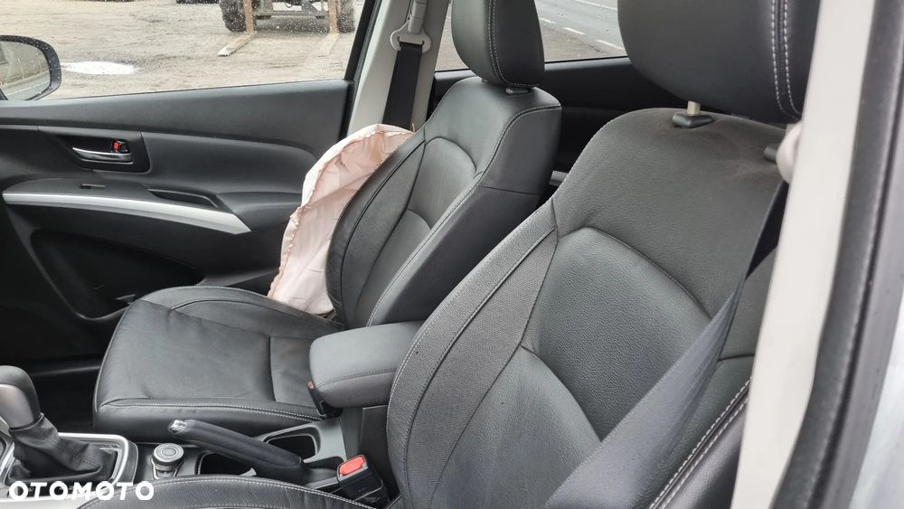 Suzuki SX4 S-Cross 1.6 DDiS TCSS 4x4 Comfort+ - 17