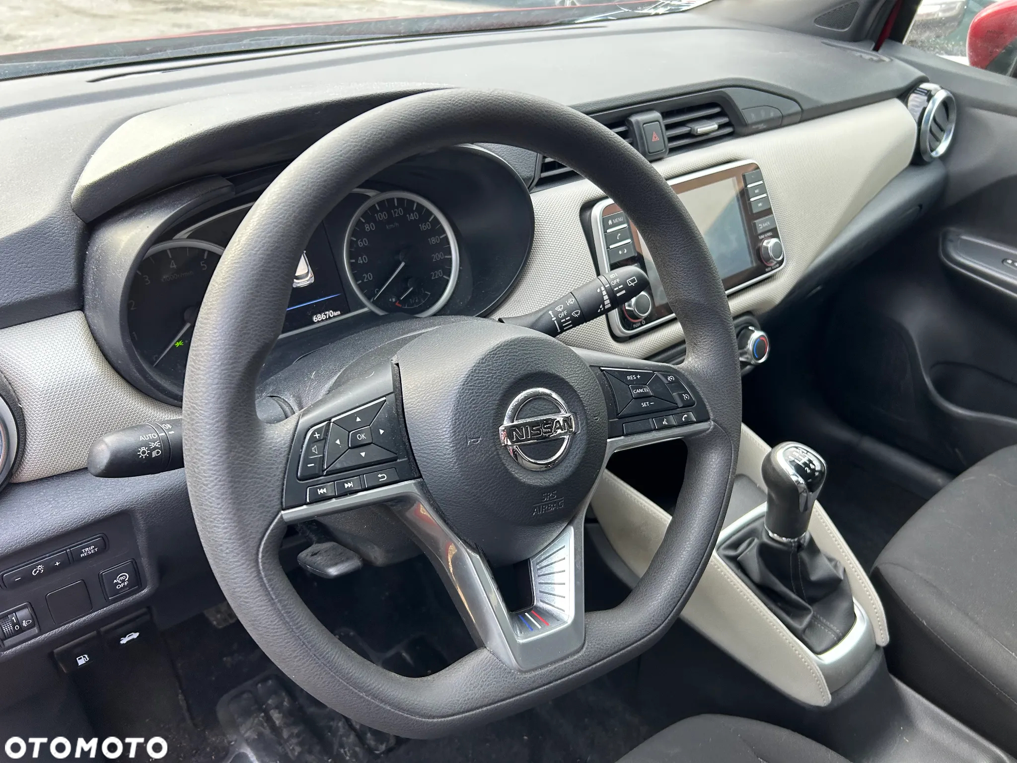 Nissan Micra - 35