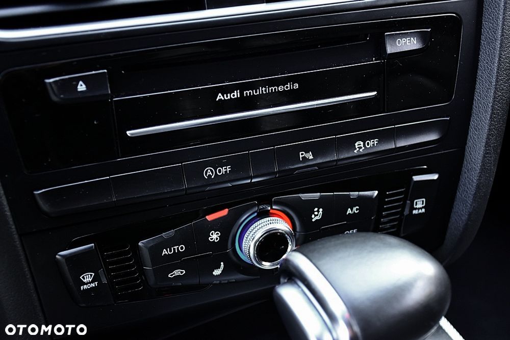Audi A4 Avant 2.0 TDI DPF clean diesel multitronic S line Sportpaket - 23