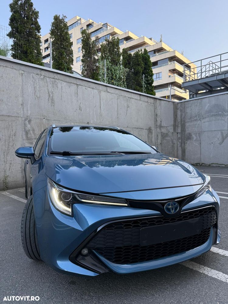 Toyota Corolla 1.8 HSD Dynamic - 1