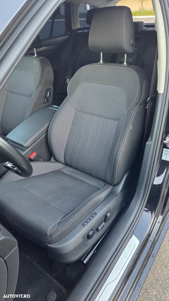 Skoda Superb 2.0 TDI DSG Style - 31
