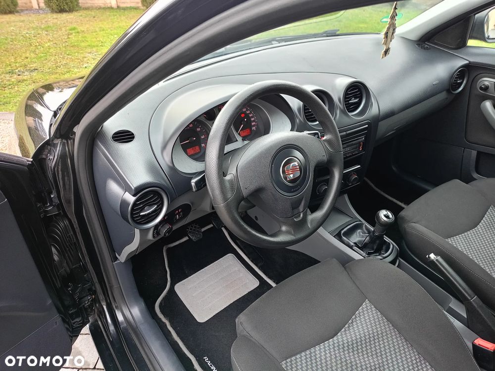 Seat Ibiza 1.4 16V Entry - 18