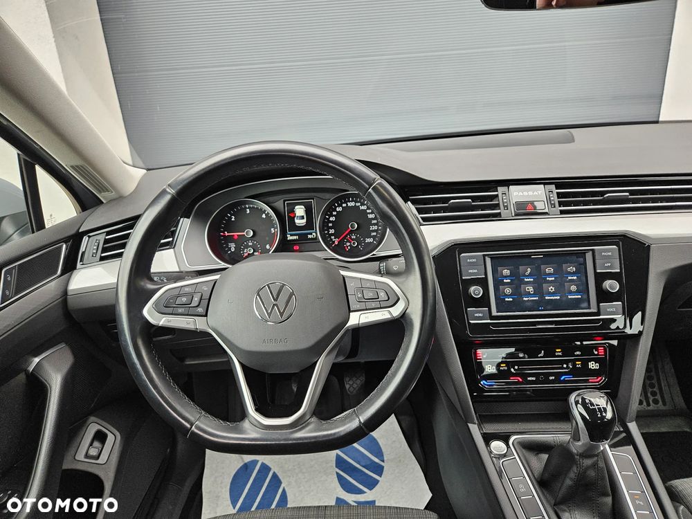 Volkswagen Passat 2.0 TDI EVO Business - 10