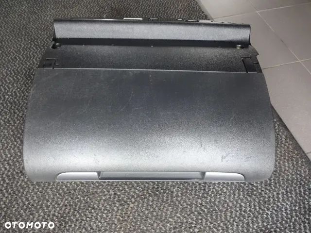Schowek pasażera Audi A3 8P - 2