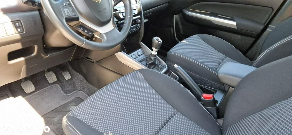 Suzuki Vitara - 21