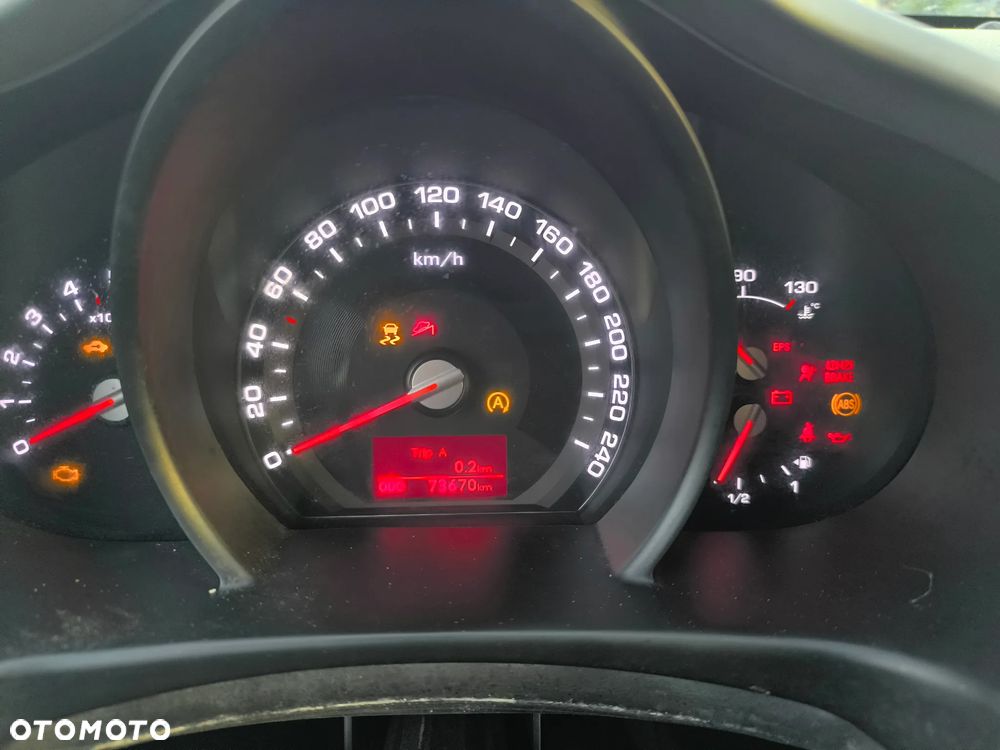 Kia Sportage 1.7 CRDI 2WD Attract - 23