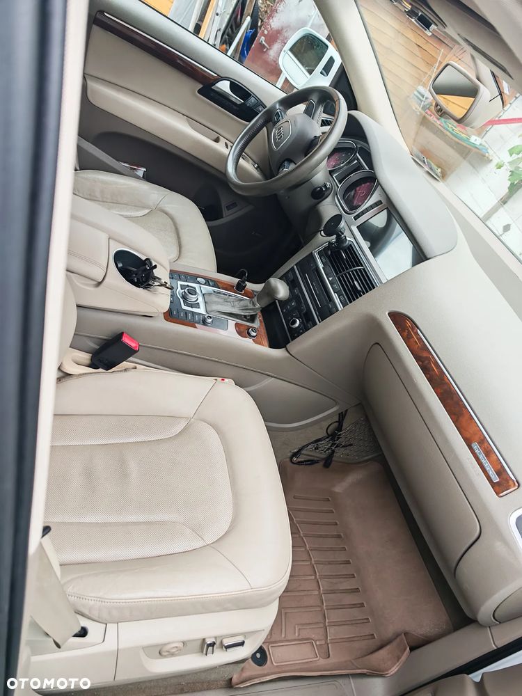 Audi Q7 - 13
