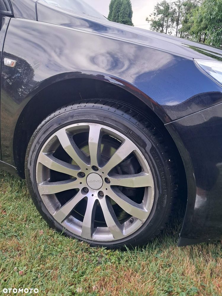 Opel Insignia 1.6 - 10