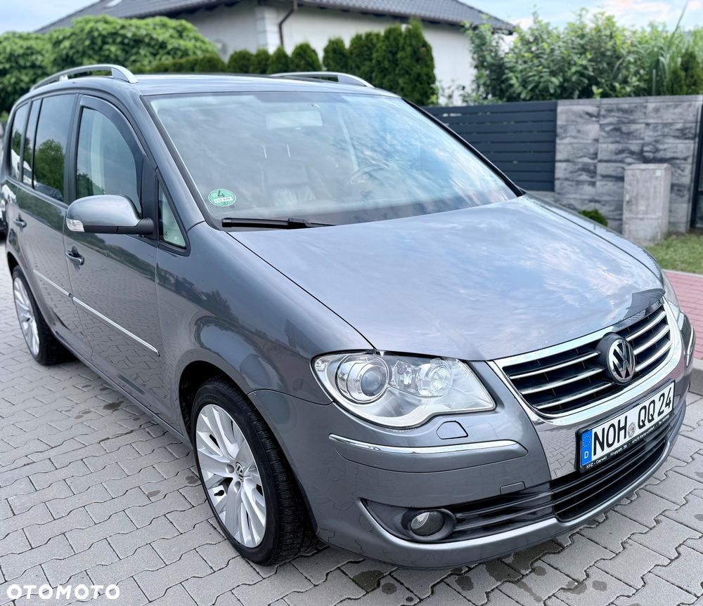 Volkswagen Touran 2.0 TDI DPF Highline DSG - 16