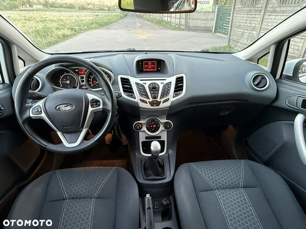 Ford Fiesta - 5