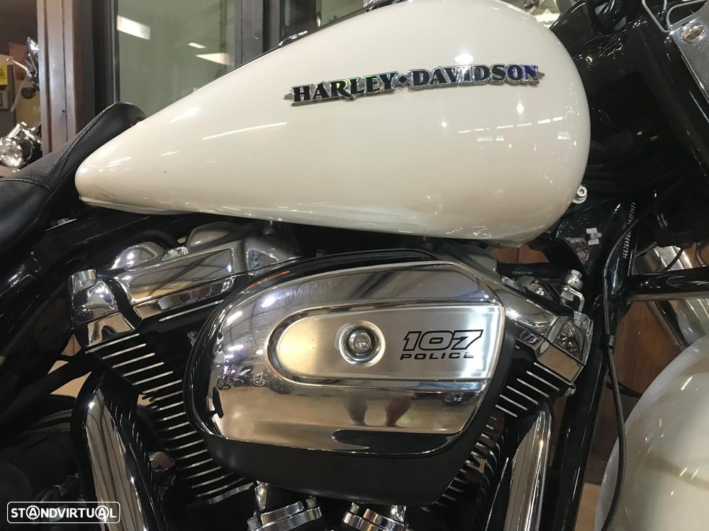 Harley-Davidson FLH Road King Police (FLHP) - 11
