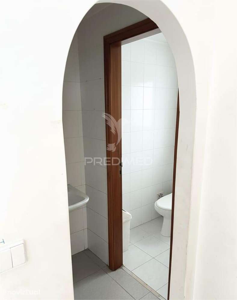 Loja na Amadora - Grande imagem: 5/6