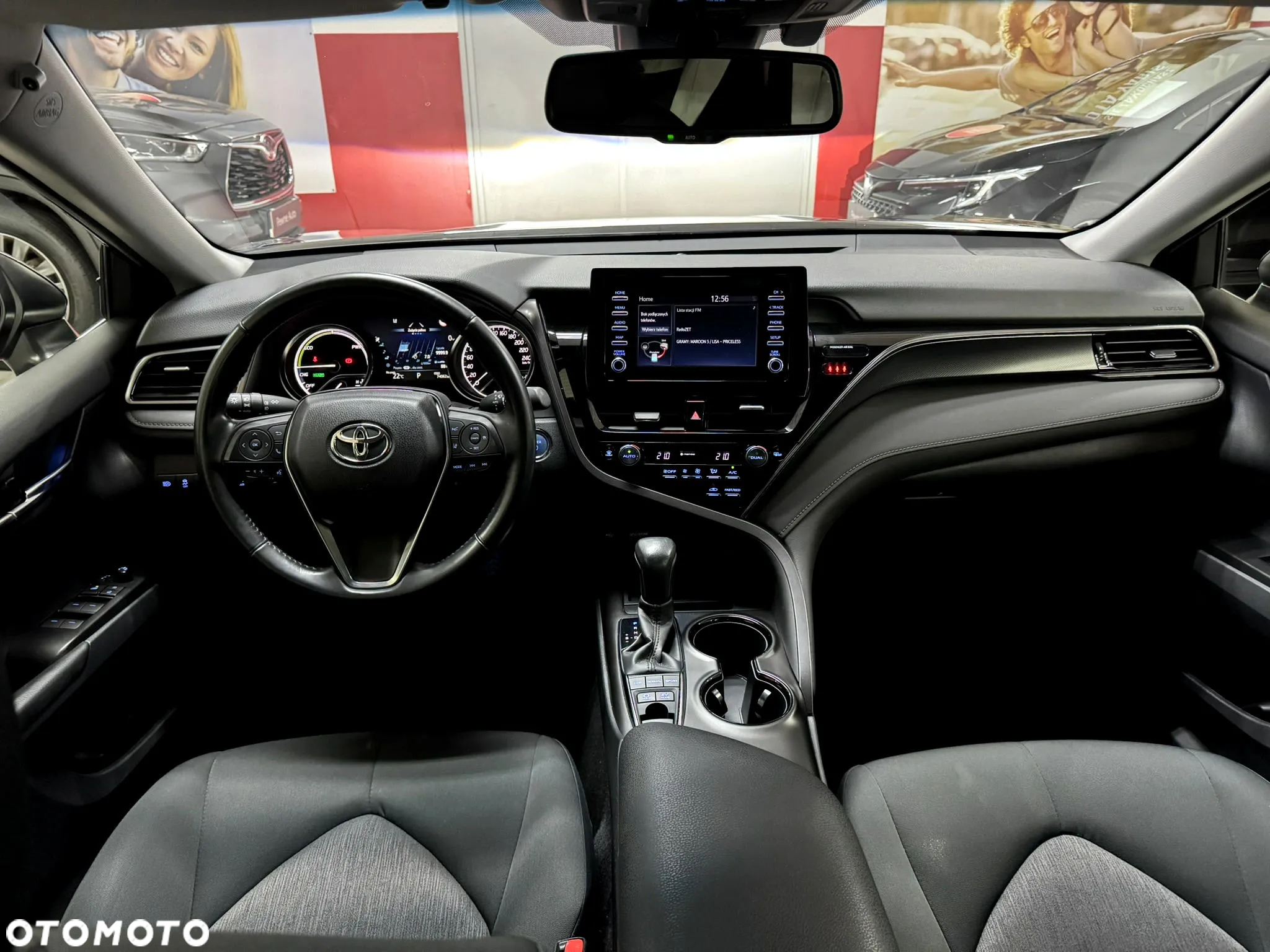 Toyota Camry 2.5 Hybrid Comfort CVT - 17