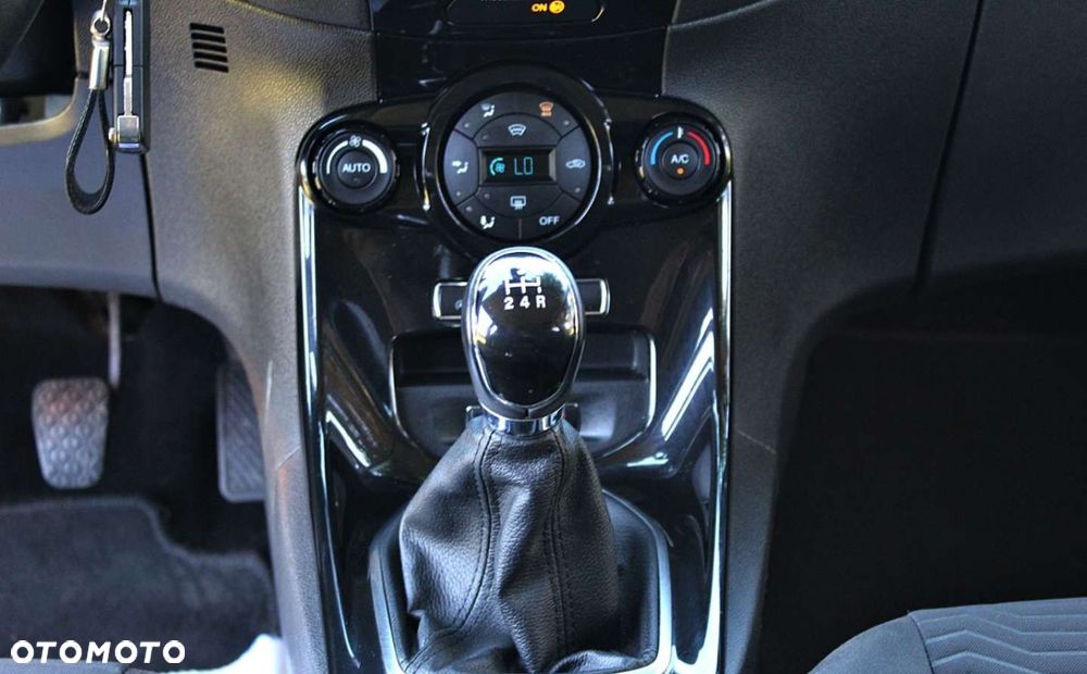 Ford Fiesta - 19
