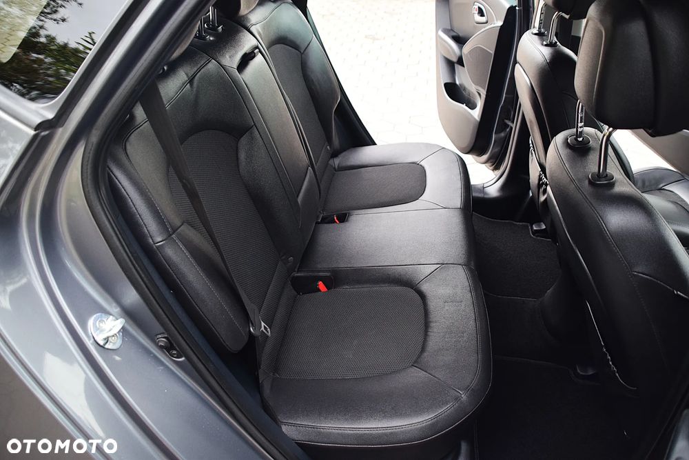 Hyundai ix35 1.6 2WD Comfort - 28