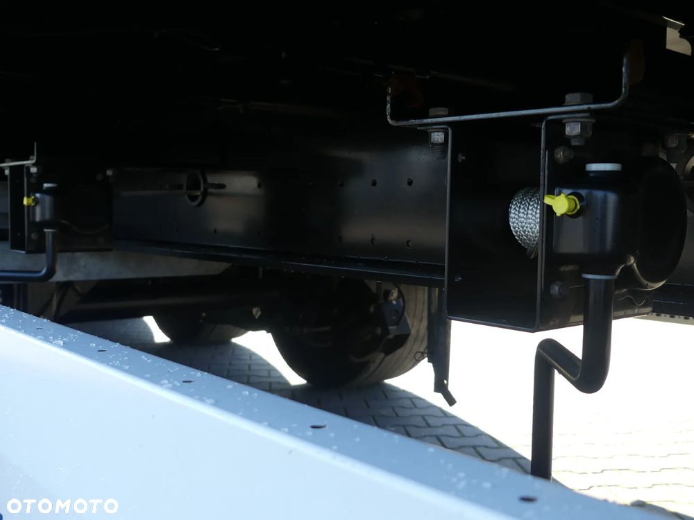 Krone MEGA / FIRANKA / OŚ PODNOSZONA / DACH PODNOSZONY / - 29