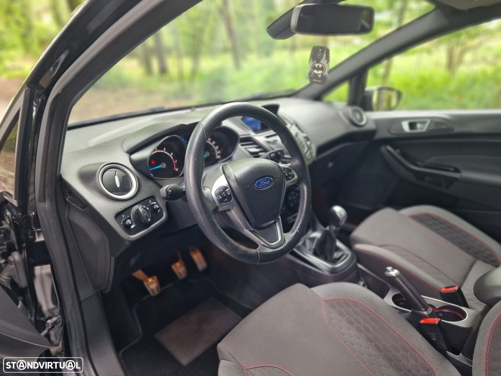 Ford Fiesta 1.0 T EcoBoost STLine - 37